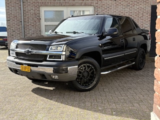 Chevrolet Avalanche 5.3 V8 4WD Pano NW.APK