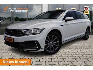 Volkswagen Passat Variant 1.4 TSI PHEV GTE | ACC | Camera | Winter Pakket |