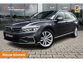 Volkswagen Passat Variant 1.4 TSI PHEV GTE | Trekhaak | Matrix | Camera |