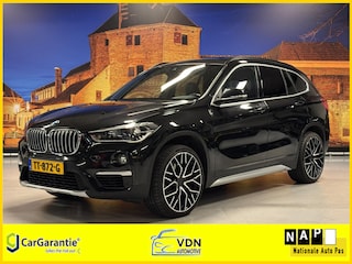 BMW X1 SDrive20i Orange Edition II Automaat Leer Panodak LED