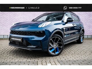 Lynk & Co 01 Plug-in Hybrid | 360 camera | Panoramadak | Adaptive cruise control | Zwarte hemelbekleding | Rolhoes | 20" velgen | Apple Carplay / Android Auto | Navigatie |