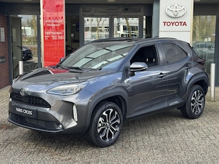 Toyota Yaris Cross 1.5 Hybrid 115 DYNAMIC NIEUW DIRECT LEVERBAAR! STOEL/STUURVERW PARK-SENSOREN BLIND SPOT KEYLESS 17'' LM-VELGEN NAVI CAMERA AD-CRUISE CLIMA APPLE/ANDROID