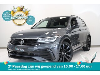 Volkswagen Tiguan 1.5 TSI R-Line Business+ | Harman Kardon | MATRIX LED | Trekhaak | 20"Lichtmetaal |