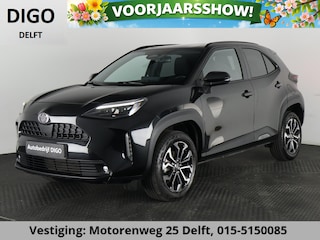 Toyota Yaris Cross 1.5 HYBRID DYNAMIC LUXERY BIJNA 2025 GARANT 12-'34 PDC V+A. BLIND SPOT. STUUR/STOELVERWARMING APPLE CARPLAY/ANDROID.