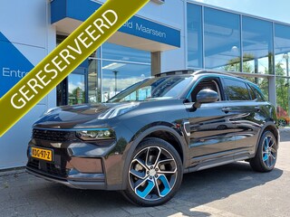 Lynk & Co 01 1.5 Plug-In Hybrid | Navi | Apple Carplay+Android Auto | Adap.Cruise | Panorama Schuifdak | Keyless Entry | Pdc V+A+Assist+360 Camera | Dodehoek+Rijstrooksensor | 20''lm