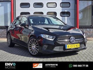 Mercedes-Benz A-klasse 180 Bus.Sol. Automaat/Navi/Digital Dash/PDC
