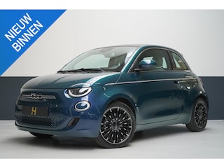 Fiat 500 La Prima 42 kWh | SoH 94,9% | Panoramadak | Leder | Navigatie | Carplay | Lm velgen | Blind-Spot