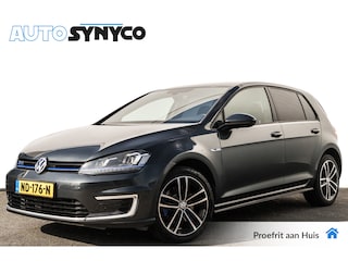 Volkswagen Golf 1.4 TSi GTE Connected Series | LED | 17 inch | Sportstoelen | Getint Glas