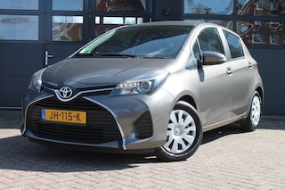 Toyota Yaris 1.3 VVT-I ASPIRATION  Navigatie / Trekhaak / Cruise control