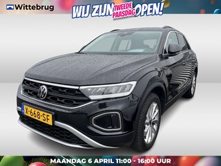 Volkswagen T-Roc 1.0 TSI Life Edition Digital Cockpit / Camera / Keyless / App-connect / 17"LM velgen / Comfortstoelen