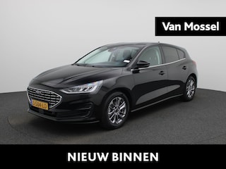 Ford Focus 1.0 EcoBoost Hybrid Titanium | Climate Control / ECC | Licht metalen velgen 16 inch | Cruise control | Navigatie  | LED koplampen | Park Distance Control voor en achter |