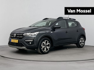 Dacia Sandero Stepway 1.0 TCe 90Pk Comfort | Achteruitrijcamera | Navigatie | Achteropkomend Verkeer Waarschuwing | Dodehoek Detectie | Apple CarPlay & Android Auto | Cruise Control | LED Koplampen | Parkeersensoren |