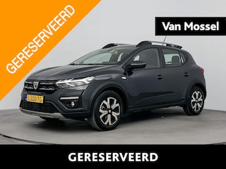 Dacia Sandero Stepway 1.0 TCe 90Pk Comfort | Achteruitrijcamera | Navigatie | Achteropkomend Verkeer Waarschuwing | Dodehoek Detectie | Apple CarPlay & Android Auto | Cruise Control | LED Koplampen | Parkeersensoren |