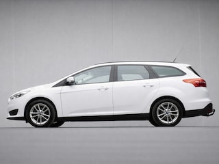 Ford Focus Wagon 1.0 Trend Edition Sport (NAVI,PDC,CLIMATE,CRUISE,TREKHAAK,BLUETOOTH,SPORTSTOELEN,LM VELGEN,NETTE STAAT)