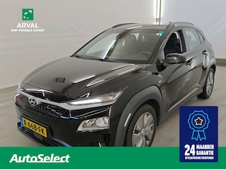 Hyundai Kona 64 kWh EV 204pk Comfort Smart | SOH 100% | Krell Premium-audiosysteem | Navi | CarPlay | Warmtepomp | PDC | Camera