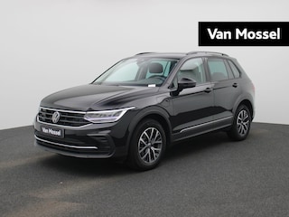 Volkswagen Tiguan 1.5 TSI eHybrid Life 150 PK| Dealeronderhouden | Navigatie | Stoelverwarming | Stuurwielverwarming | Achterklep Elektrisch | Climatronic | Digitale Cockpit