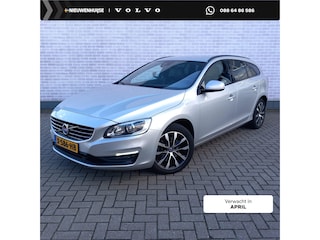 Volvo V60 2.0 T3 Polar+ | Stoelverwarming Voor | Getint Glas | Parkeersensoren Voor en Achter | Navigatie | DAB | Verwarmde Voorruit |