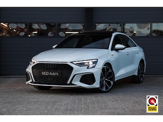 Audi A3 Limousine 35 TFSI 3x S-Line /LED/PANODAK/SFEERVERL./KEYLESS/STOELVERW./CARPLAY/PDC!