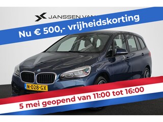 BMW 2-serie Tourer 218i Business Edition Automaat Sportstoelen Head-Up Navigatie LED Koplampen