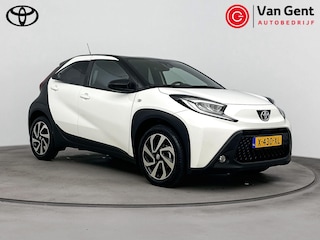 Toyota Aygo 1.0 VVT-i S-CVT Pulse | Apple Carplay / Android Auto | Adaptive Cruise | LED | Clima | Camera | 17 inch | Privacy glas