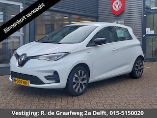 Renault Zoe R135 Limited 52 kWh SOH 96% | Navigatie | 1e eigenaar |