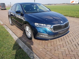 Skoda Octavia 2.0 TDi 110kW DSG7 AMBITION CLIMA NAVI ** 14499 NETTO **