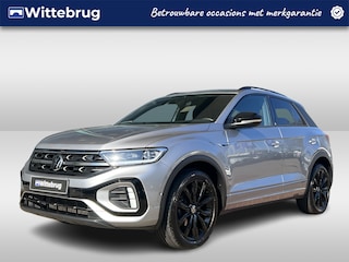 Volkswagen T-Roc 1.5 TSI 150pk DSG R-Line / Black style / Afneembare Trekhaak / Voorstoelen Verwarmbaar / App. Connect / 18'' LMV