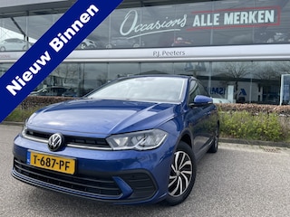 Volkswagen Polo 1.0 TSI Life Business Achteruitrijcamera - Apple carplay - Airco - Cruise control - Parkeersensoren - Bluetooth - Led verlichting - Navigatie - Radio - Licht metalen velgen 15 inch - Stoelverwarming - Start/stop systeem - Stuur leder - Stuur multifunctioneel