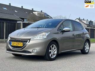 Peugeot 208 1.2 PureTech Style Pack 5DR*Navigatie*Cruise*Trekhaak*Clima*Parkeersensoren*NAP*LM velgen*