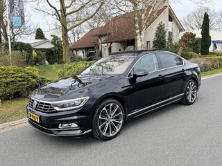 Volkswagen Passat 1.6 TDI 120PK DSG R-Line•Pano•Leder
