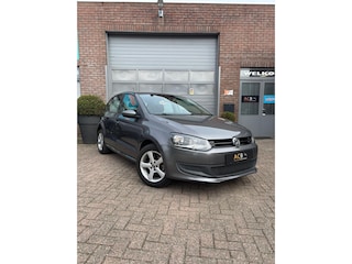Volkswagen Polo 1.4-16V Highline Stoelverwarming voor