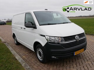 Volkswagen Transporter 2.0 TDI L1H1 28 110kW DSG NAVI AC ** 11999 EX BTW ** 2021 !!
