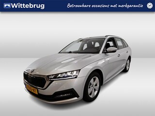 Skoda Octavia Combi 1.0 TSI 110pk Business Edition / Navigatie / LM 16 inch / LED / Keyless / Parkeersensoren / Wegkl. Trekhaak Garantie tot 22-05-2028 / max 100.000km