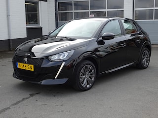 Peugeot 208 EV Active Pack 50 kWh Automatische airco, navigatie, cruise controle, licht metalen velgen, parkeersensoren, enz.