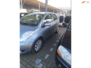 Toyota Yaris 1.3 VVTi Sol AUTOMAAT