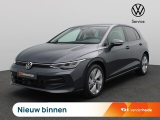 Volkswagen Golf 1.5 eHybrid Life Edition 204PK DSG Trekhaak, Memorystoel, Ergo Active Stoelen, 17" LM Velgen, Keyless, Side Assist, Stoel-Stuurverwarming, Navi via Apple Carplay/Android Auto