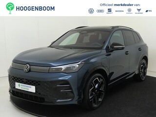 Volkswagen Tiguan 1.5 eHybrid R-Line Edition | SoH 100% | Panoramadak | Trekhaak | Head-up display | Harman/kardon audio | Black style | 360 camera | Lederen bekleding | Stoelventilatie voor |