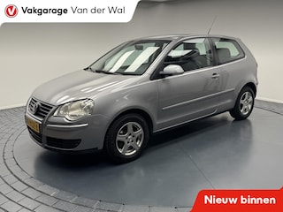 Volkswagen Polo 1.4 TDi Comfortline Trekhaak-Airco-Cr.contr-Elek.ramen-Elek.spiegels