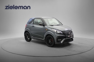 Ligier JS50 dCi Elegance - 2022 - 6.903 Km - Camera, Leer, Stuurbekrachtiging