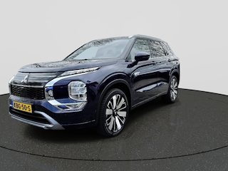 Mitsubishi Outlander 2.4 PHEV Instyle+ RIJKLAAR | Full Options | Trekhaak | All-Seasonbanden