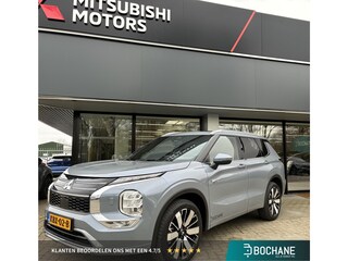 Mitsubishi Outlander 2.4 PHEV Instyle DEMO ( beschikbaar per 09-2026 ) | Lederen bekleding | Elektrisch verstelbare voorstoelen | Verwarmbare stoelen voor- en achter | Elektrisch panoramadak | 3-zone Climate Control | 8 jaar fabrieksgarantie