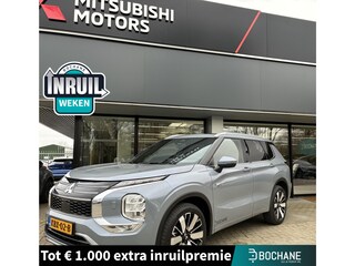 Mitsubishi Outlander 2.4 PHEV Instyle DEMO ( beschikbaar per 09-2026 ) | Lederen bekleding | Elektrisch verstelbare voorstoelen | Verwarmbare stoelen voor- en achter | Elektrisch panoramadak | 3-zone Climate Control | 8 jaar fabrieksgarantie