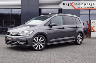Volkswagen Touran 1.5 TSI DSG R-Line / 7 persoons/ Navi / Camera / LED/ PDC/App-Connect