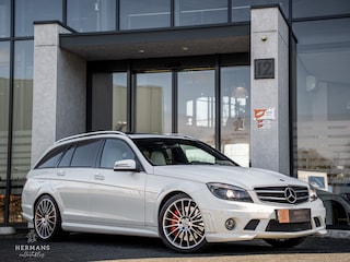 Mercedes-Benz C63 AMG Estate / Designo / Harman-Kardon / Pano / Performance / AMG Driver