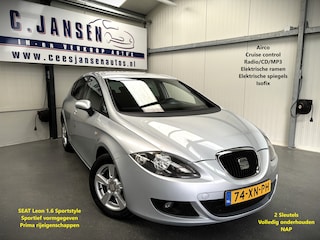 Seat Leon 1.6 Sportstyle | Airco | Cruise control | Lederen stuurwiel