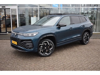 Volkswagen Tayron 1.5 TSI eHybrid 150 kW R-Line 204PK | Navigatie | Panoramadak | 20'' Inch | Blackstyle | LED koplampen