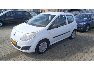 Renault Twingo 1.2 Authentique LET OP VERSNELLINGS BAK OF KOPPELING DEFECT VOOR DE SNELLE BESLISSER