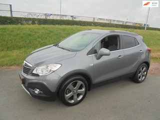 Opel Mokka 1.4 turbo Cosmo airco trekhaak lmv navigatie pdc leer