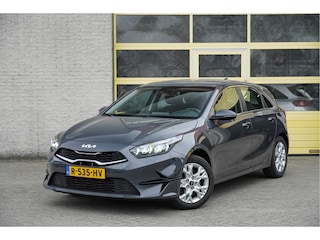 Kia Ceed 1.0 T-GDi 5drs DynamicLine BJ2022 Lmv 16" | Led V+A | Pdc | Achteruitrijcamera | App-Connect | Navi | Climate control | Cruise control | Getint glas