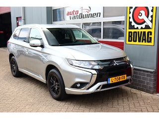 Mitsubishi Outlander 2.4 PHEV Pure O.a: Haak, PDC, Camera, Keyless, Carplay, DAB, Etc. All-in prijs!